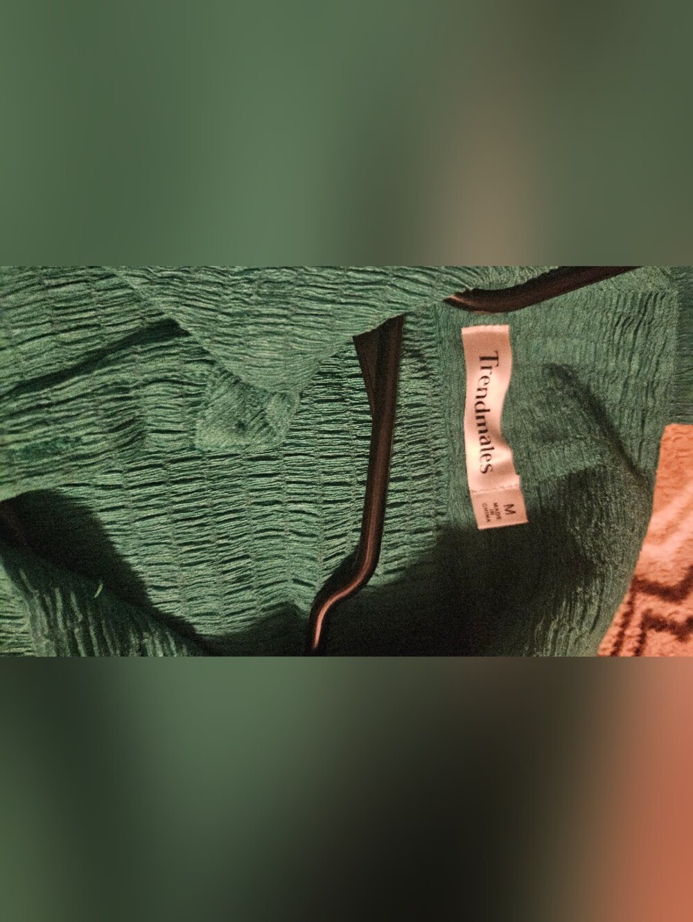 Green Textured Button-Up Shirt - Picture 4 of 5
